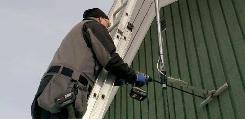 Antennihuolto A&T Koivuniemi Ky asentaa antennit Lapissa